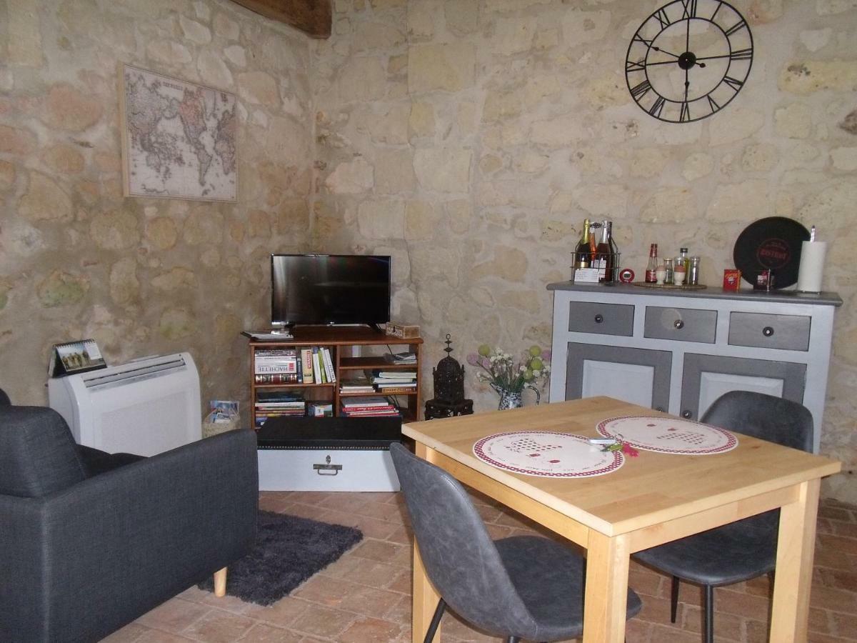 La Tour Du Grand Boust Villa Longue Luaran gambar